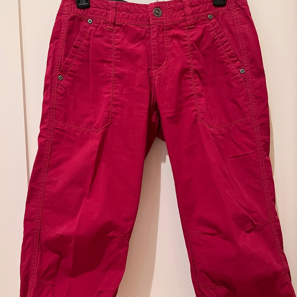 Kuhl Kendra Berry Red Capris Crop Hiking Pants Size 4